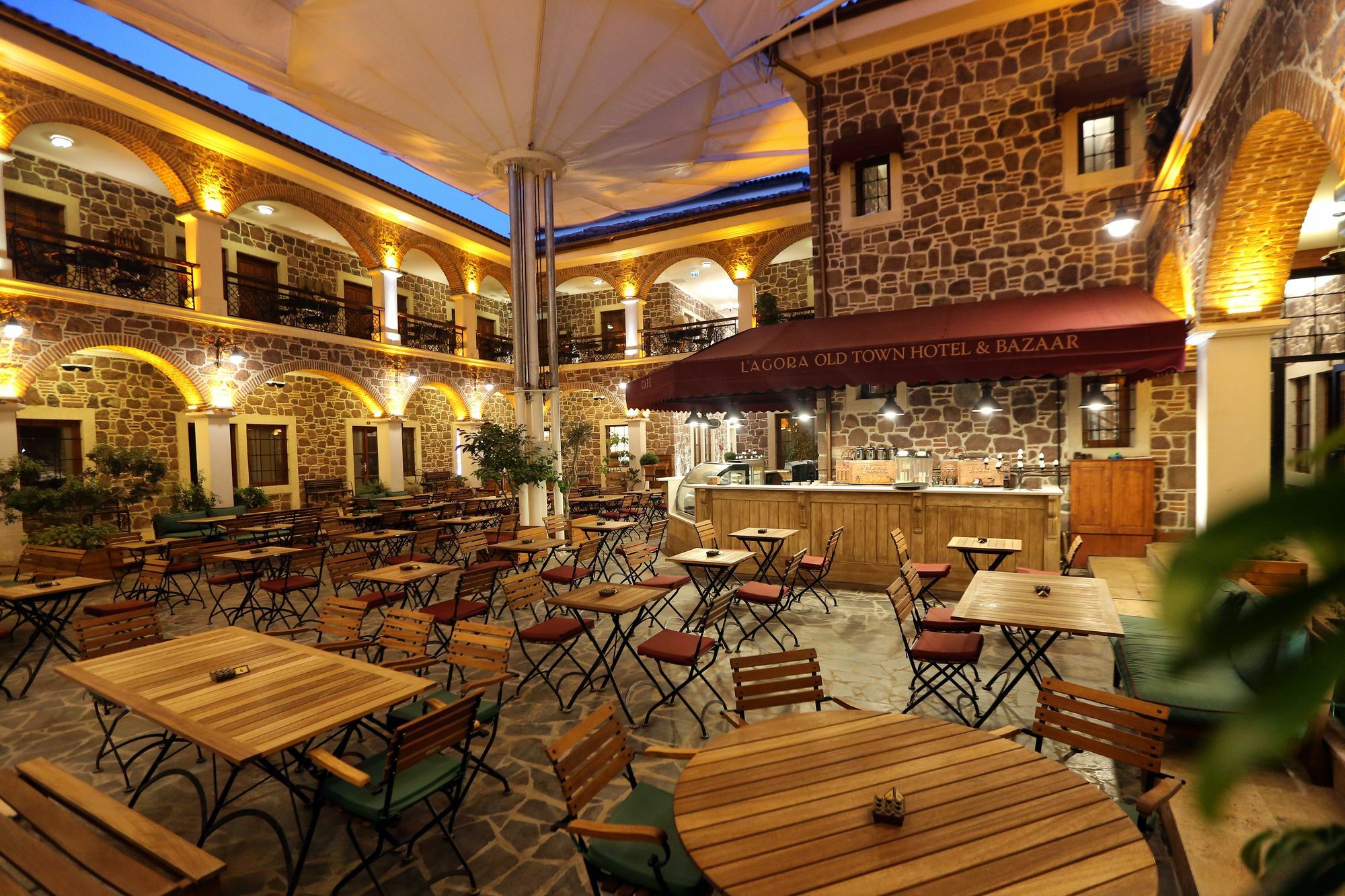 L'Agora Old Town Hotel & Bazaar Izmir Exterior photo